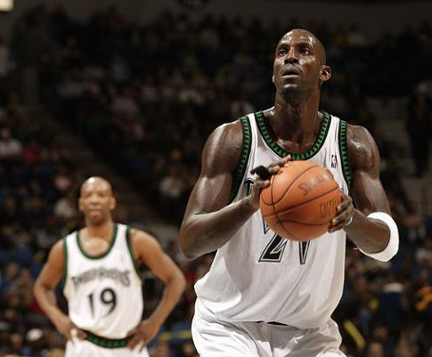 虽然在球场 虽然在球场