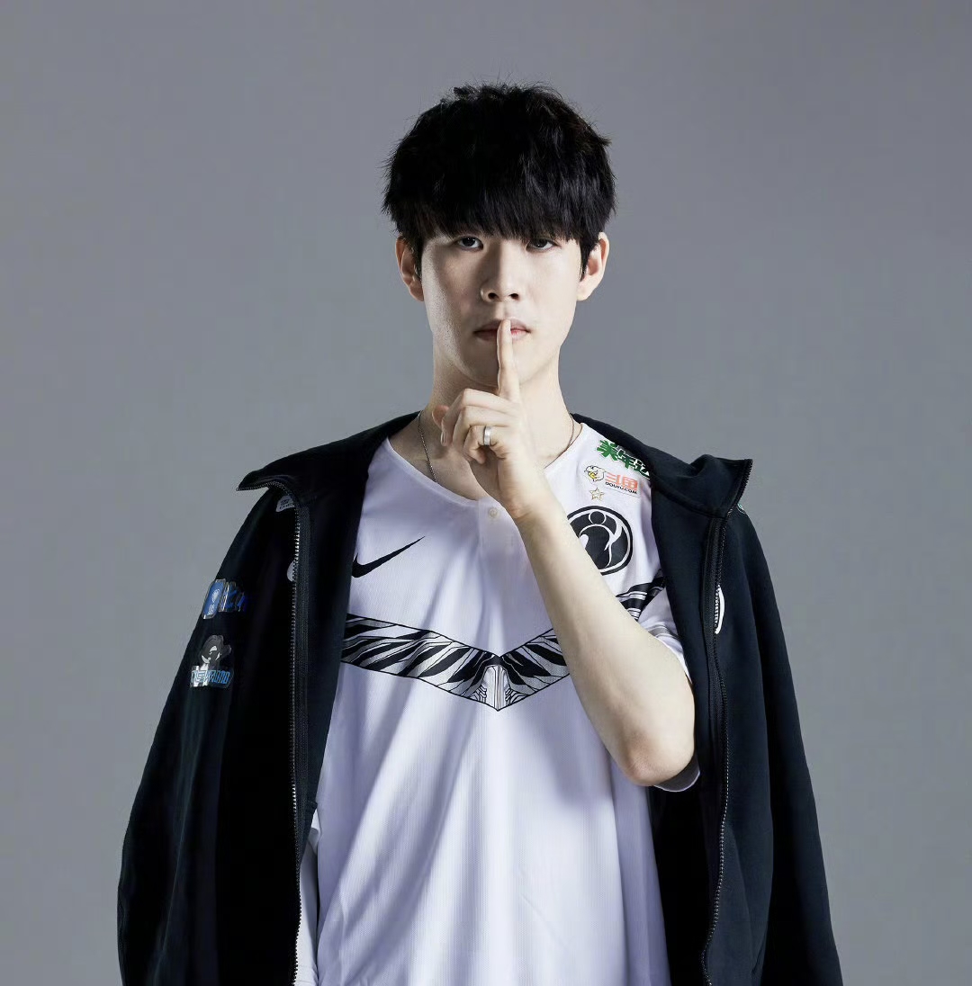 队内每一位 队内每一位